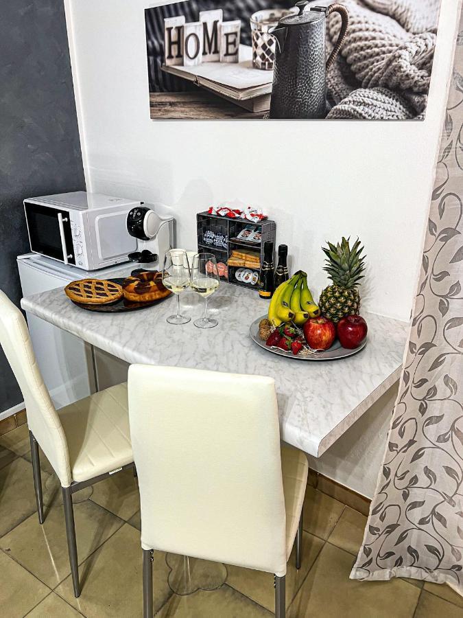 Room In Sicily Partinico Bagian luar foto